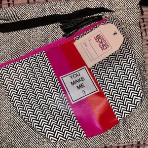 NWT London Soho New York Printed Makeup Bag